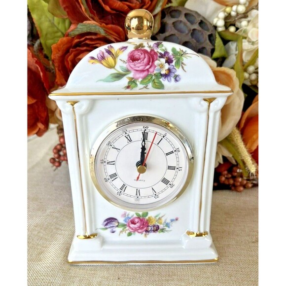 Centurion Hand-Painted Victorian Pillar Style Mantel Clock – Gold Trim Porcelain - Picture 2 of 8